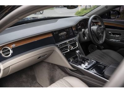 Bentley Flying spur W12 twin turbo AAS full specปี21 รถออกศูน AAs waranty เหลือเต็มๆ ใช้งาน 9000 กิโล คันนี้สั่งออฟชั่นพิเศษ รถใหม่ 27.5 ล้าน (มีไฟแนนซ์เหลือ 22ล้าน) รูปที่ 12